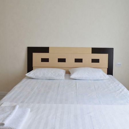 Hostel Sebzor Tashkent Esterno foto