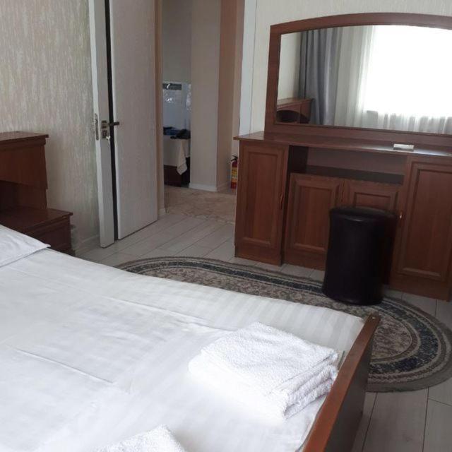Hostel Sebzor Tashkent Esterno foto