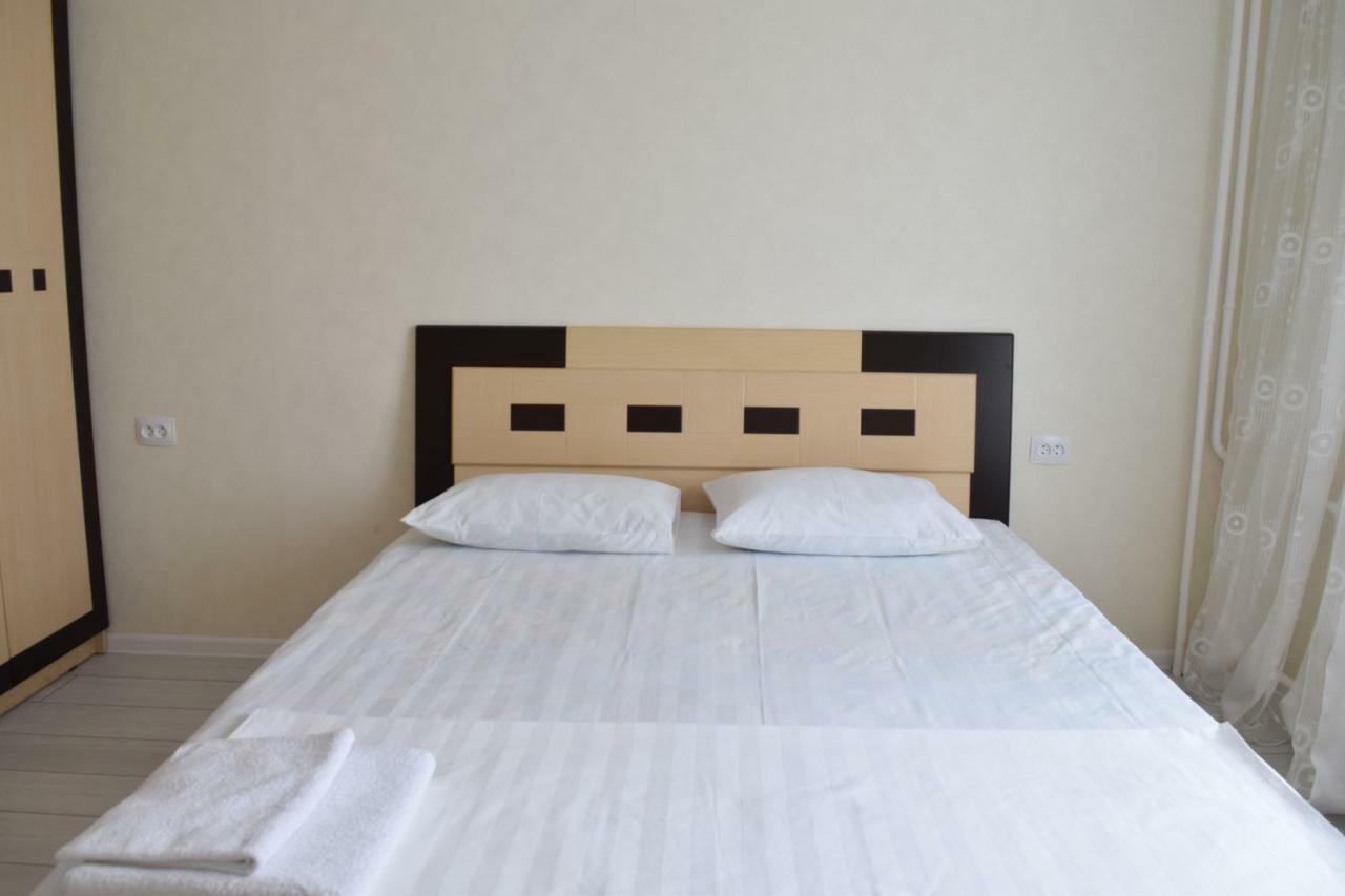 Hostel Sebzor Tashkent Esterno foto